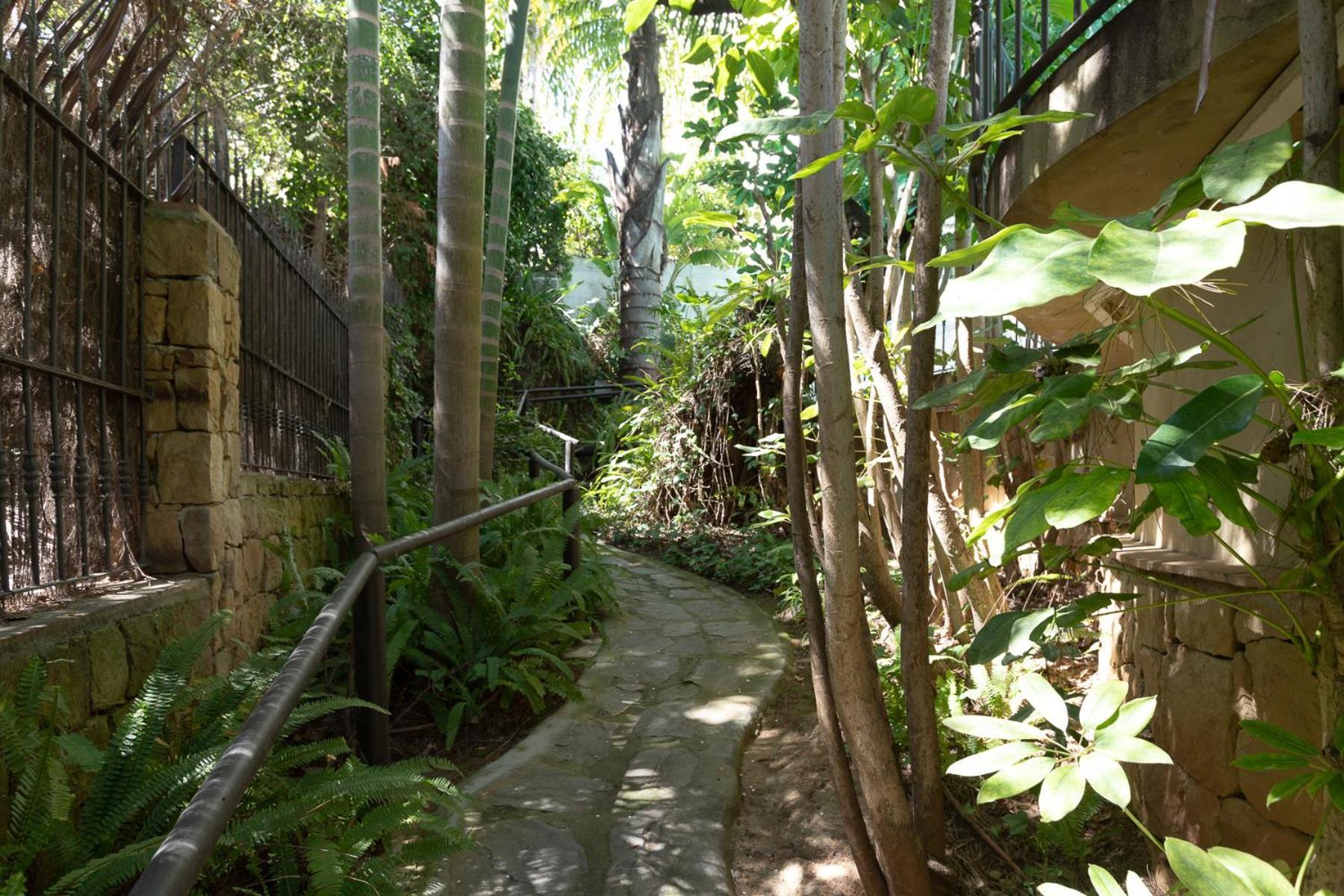 Lujoso Apartamento Con Piscina En Paseo Maritimo 马尔韦利亚 外观 照片