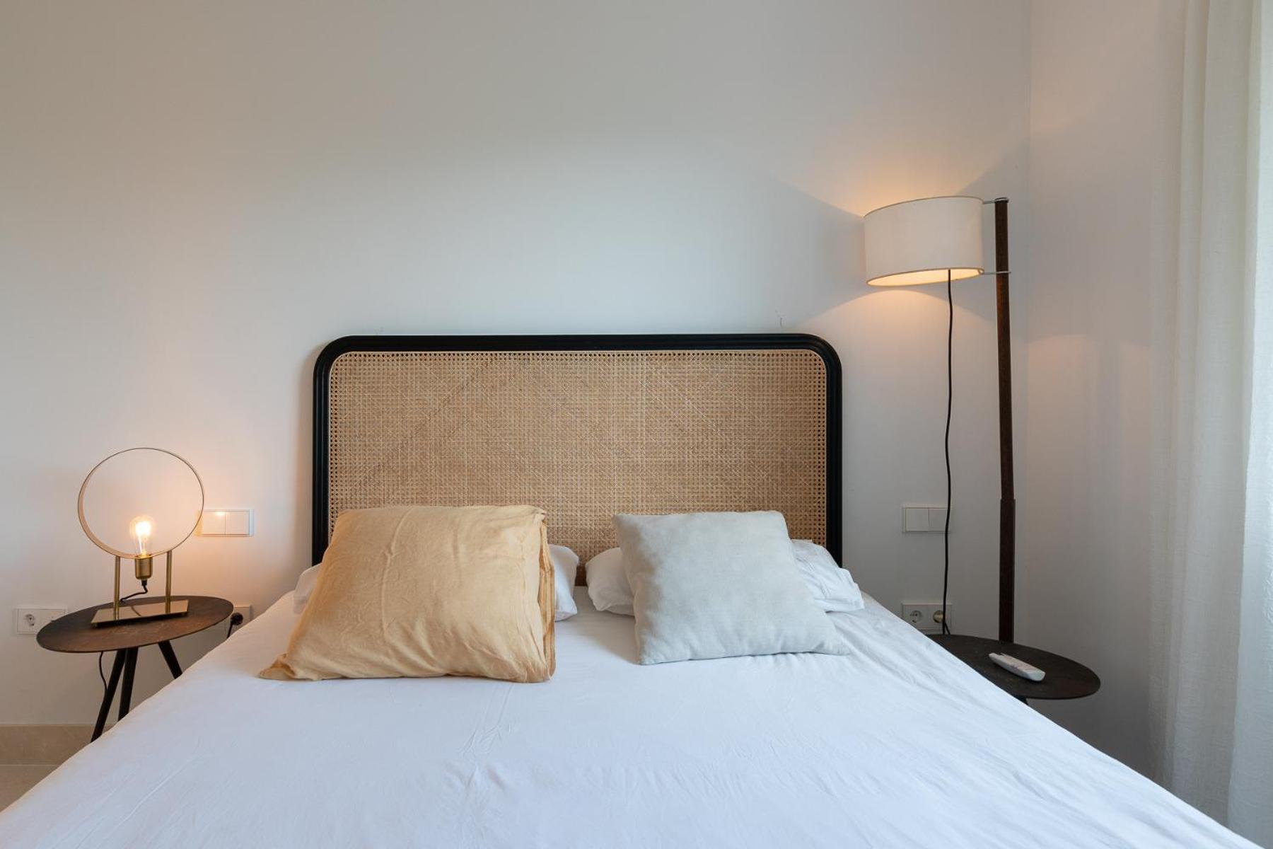 Lujoso Apartamento Con Piscina En Paseo Maritimo 马尔韦利亚 外观 照片